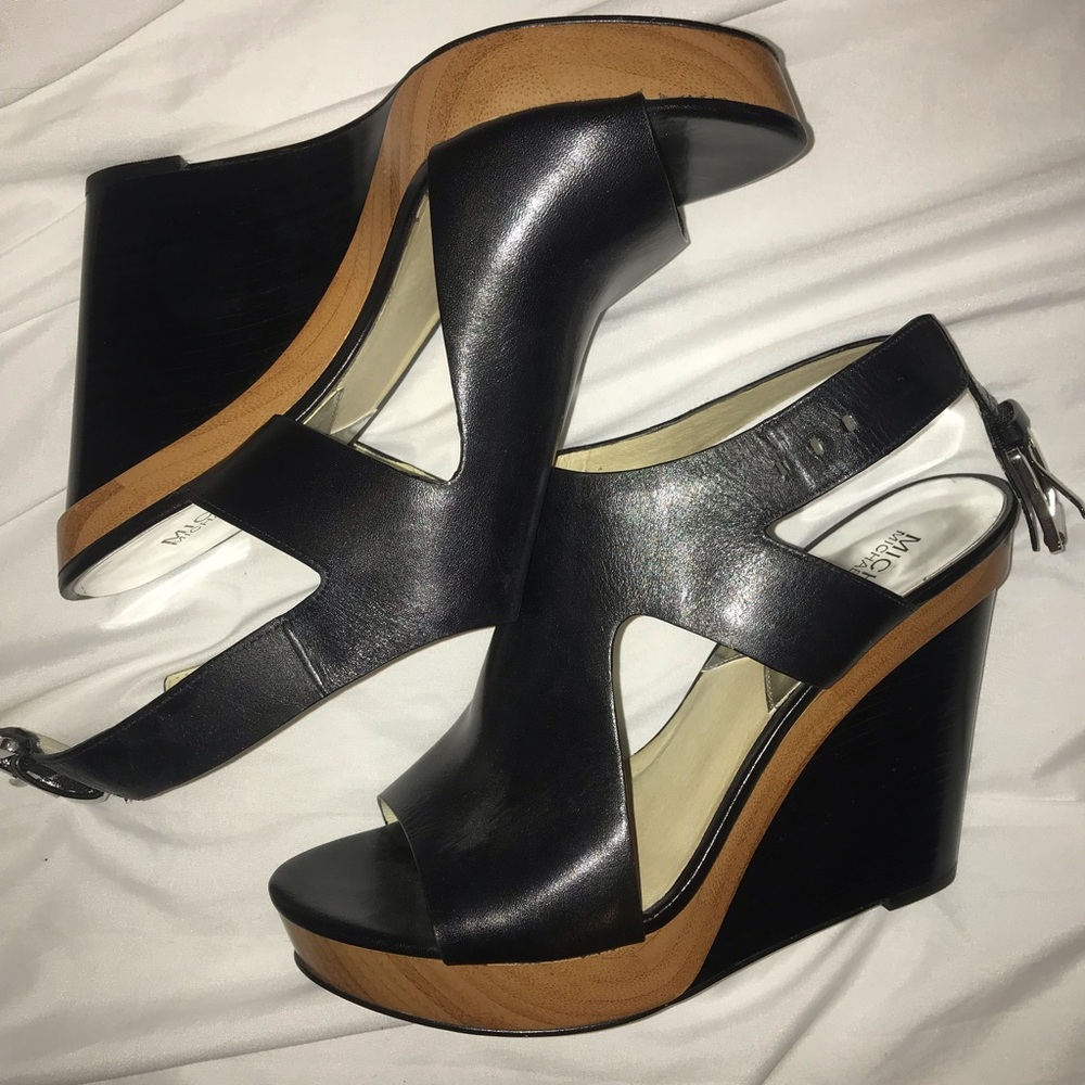 MICHAEL KORS WEDGES